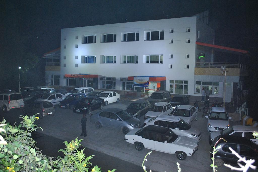 Hotel Panchwati Bilaspur  Buitenkant foto